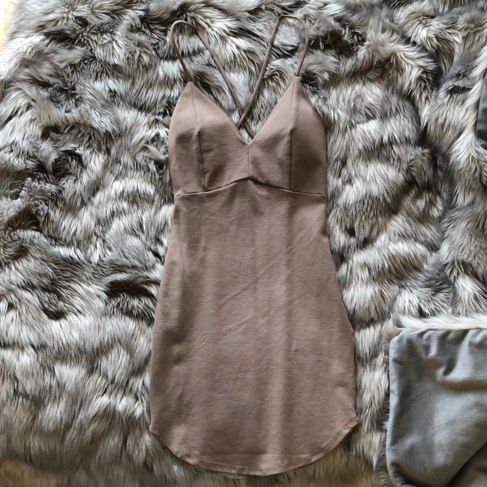 Hollywood Boutique Taupe Dress